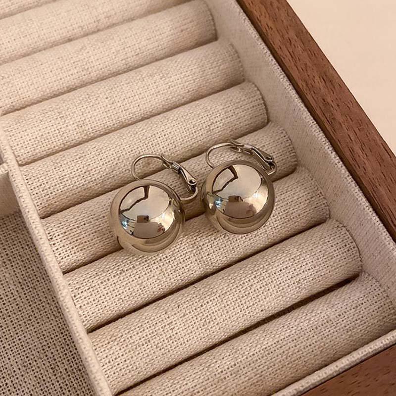 Korean High-End Silver Stud Earrings for Women - Trendy Hip Hop Luxury Jewelry