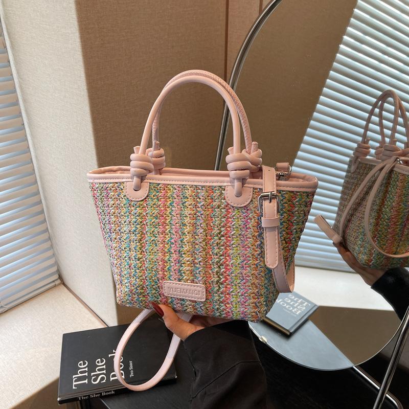 

Large capacity straw bag women s new fashionable versatile shoulder bag popular underarm bucket bag розовый