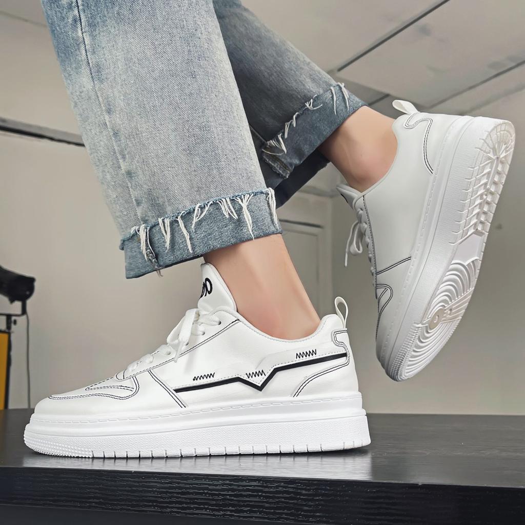 White Men's Casual Leather Shoes Board Shoes Summer Spring and Autumn Sports Shoes