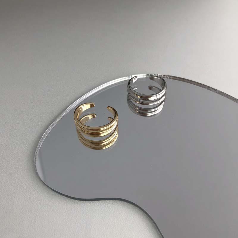 Chic European & American Style Smooth Plain Band Ring for Women - High Design, Light Luxury Fashion