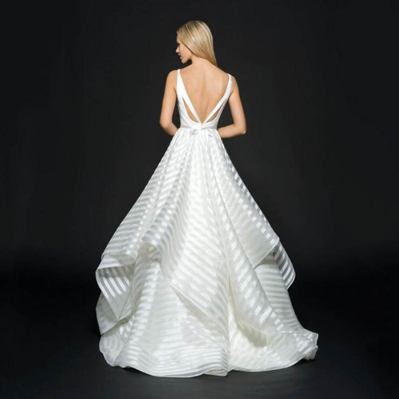 New Backless Lace Mid-waist Small Trailing Beautiful White Small Fresh Simple Wedding Dress