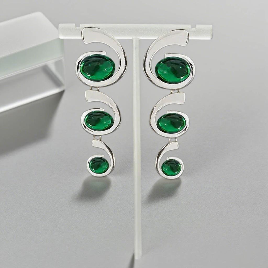 Best-selling for Elegant Women's Inlaid Oval Stud Earrings, Fashionable Personality with Earrings for Daily Wear