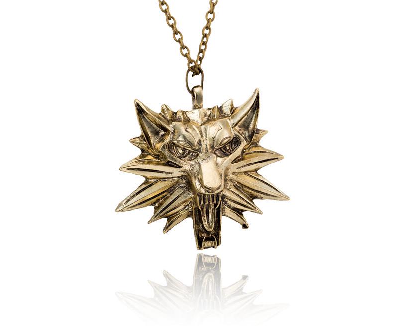 The Witcher 3 Wolf Head Necklace Pendant with Red and Black Eyes