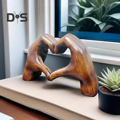 Liebe Herz Hand Figurine Herz-förmige Geste Harz Skulptur Statue Skulptur Home Office Desktop Dekoration Ornament Weihnachten Geschenk