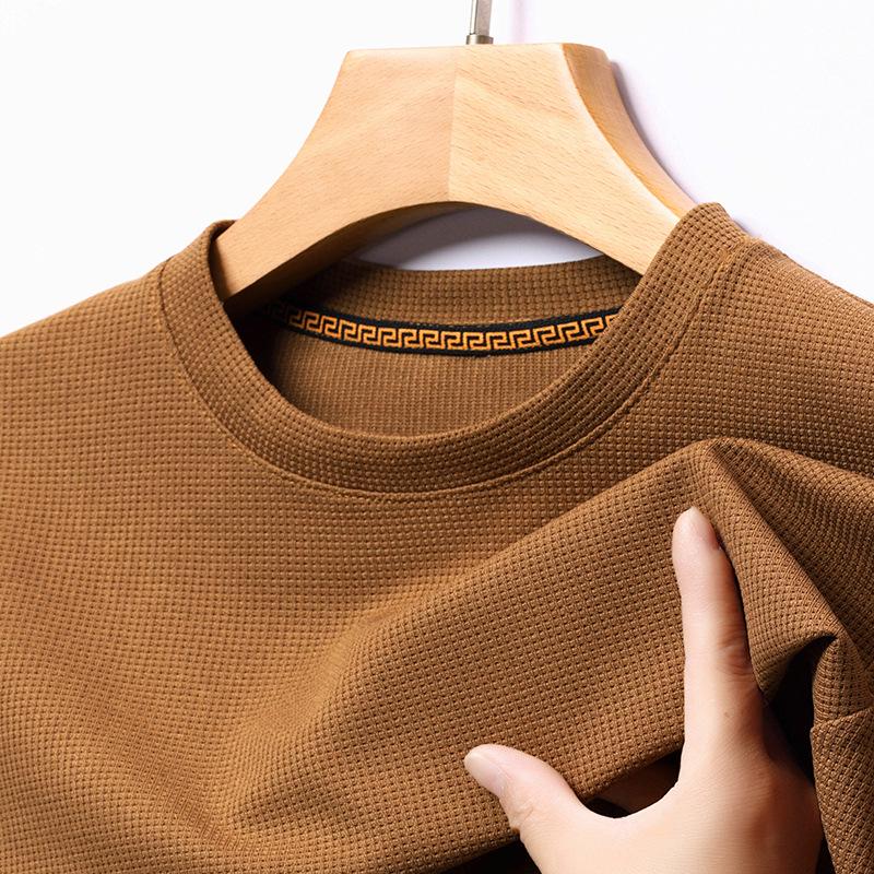 Men's Waffle Knit Long-Sleeve Hoodie - Solid Color Versatile Round Neck T-Shirt for Spring and Autumn