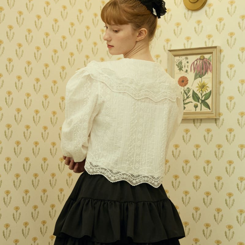 

РОЗОВАЯ АНАНАСОВАЯ ПЕРФОРИРОВАННАЯ КРУЖЕВНАЯ РЕЗИНКА ДЛЯ ВОЛОС_ЧЕРНАЯ BLACK_FREE