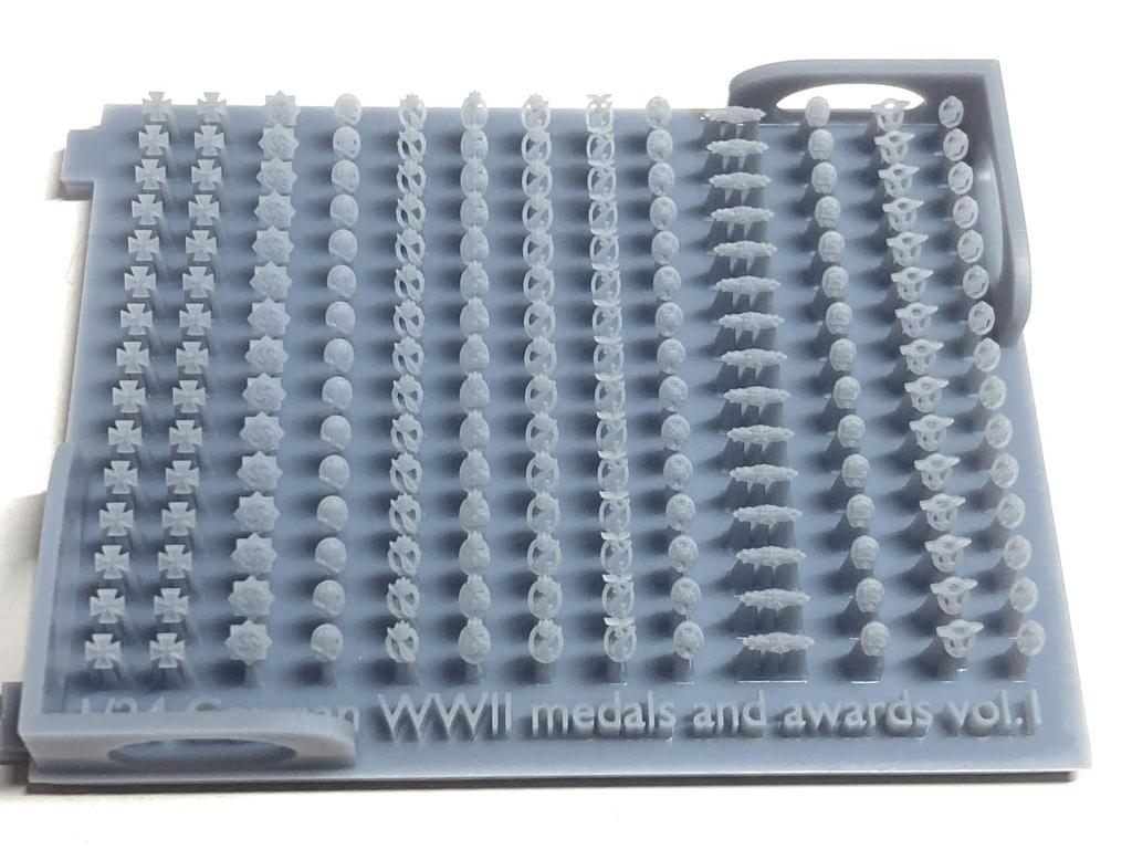 Chino Model WWII German Medal Set 1 3D Printer Kit 1/24 Vol. CM-199A (Military)