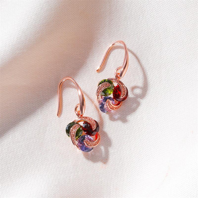 Boucles d'oreilles élégantes en zircon: Design de moulin à vent en diamants colorés pour femmes