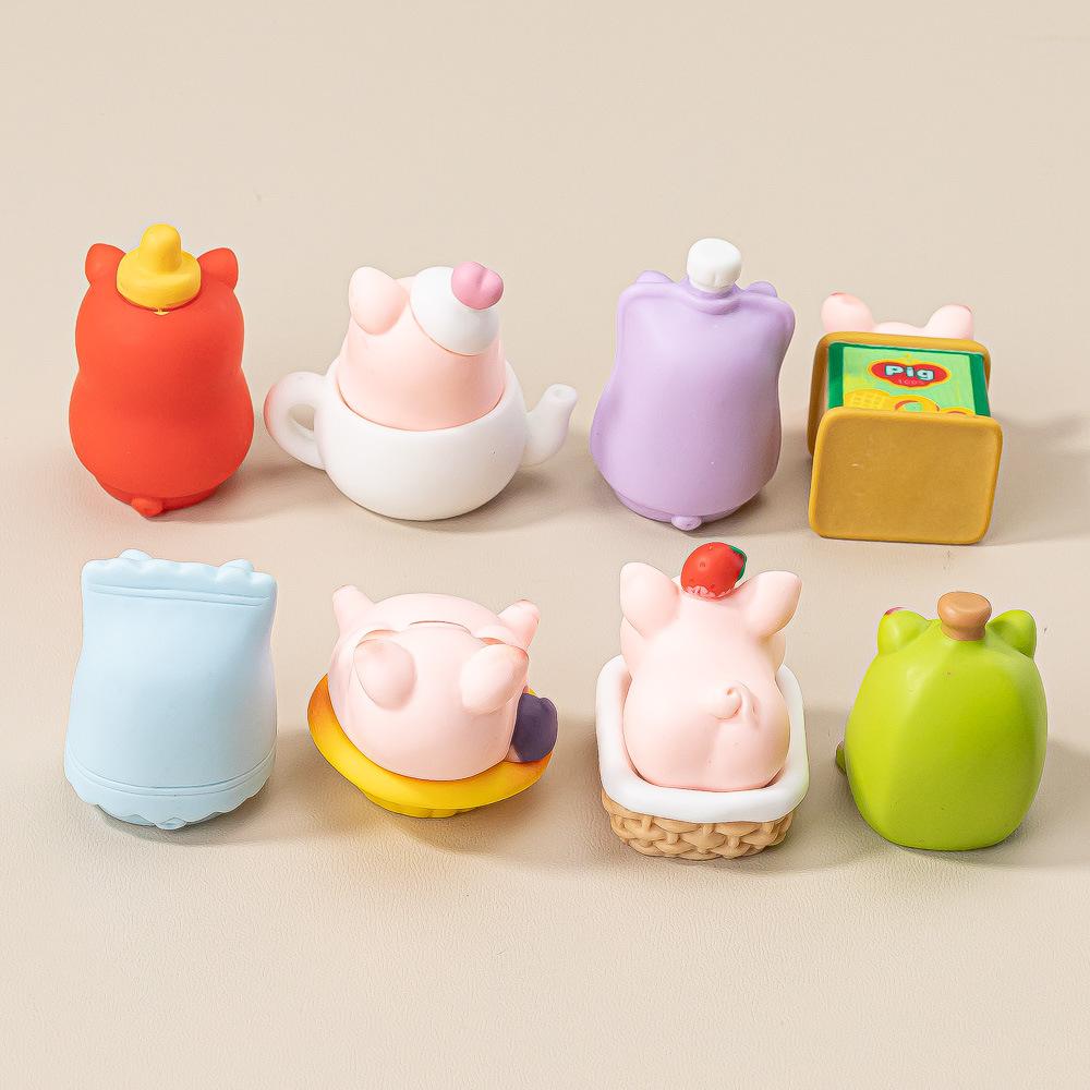 8pcsSet Picnic Party Pig Figure Toy Mini Figurine Desktop Model Ornaments Toys Boys Girls Christmas Gifts