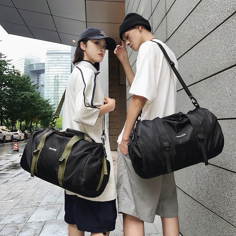 Large capacity storage bag men's new portable versatile trendy crossbody sports bag fashionable short distance light travel bag