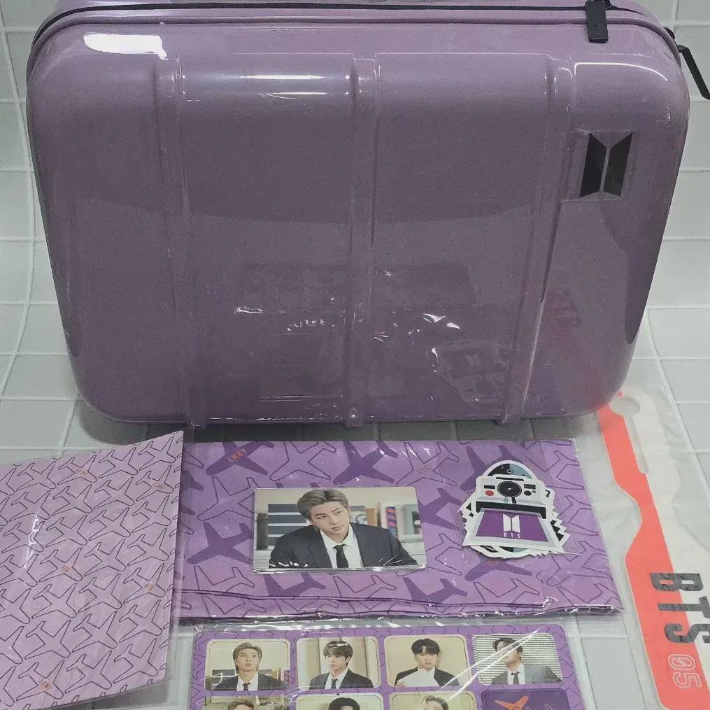 

BTS Merch Box 5 Полный набор Bts Merch Box No.5 Set