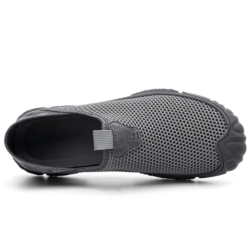 Men's Breathable Casual Sneakers Hole Shoes Outdoor Casual Sandals Hiking Shoes Summer