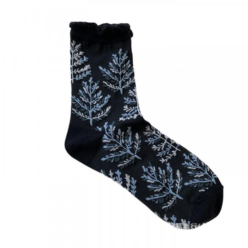 Womens Mid-Calf Socks Japanese Vintage Floral Embossed Artistic Casual