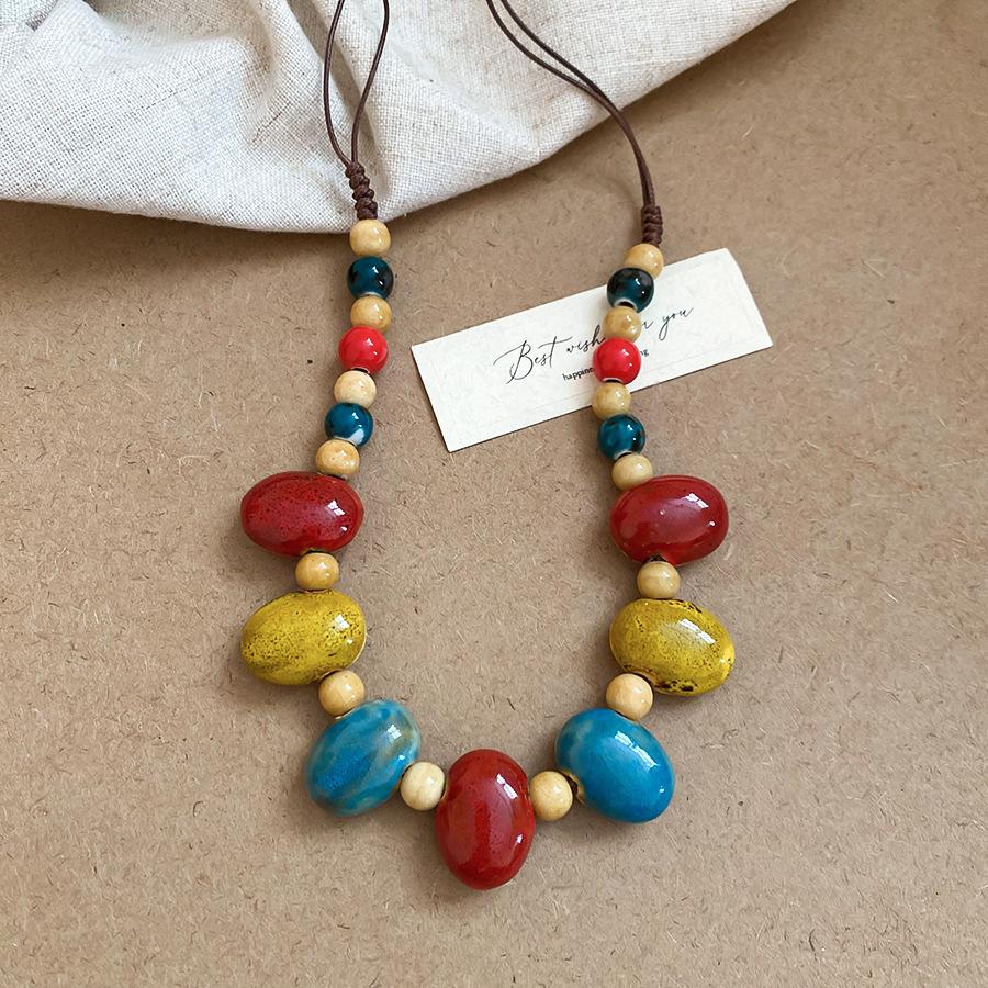 European and American color acrylic shell beaded necklace design sense collarbone chain exaggerated necklace women