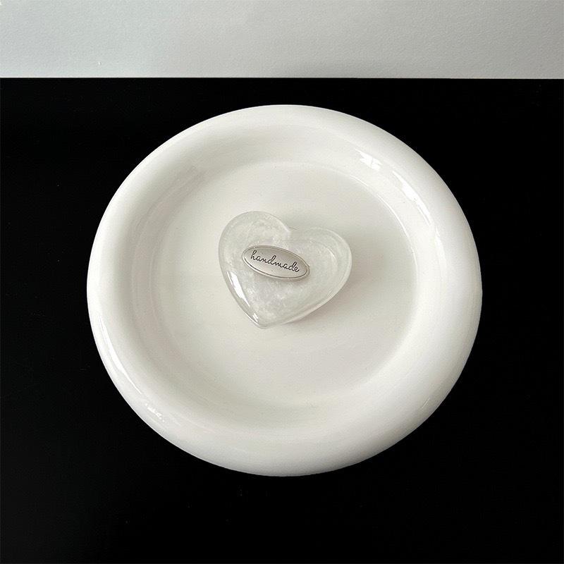 Colorful Heart Magnetic Phone Holder: Luxurious Airbag Design for Easy Viewing