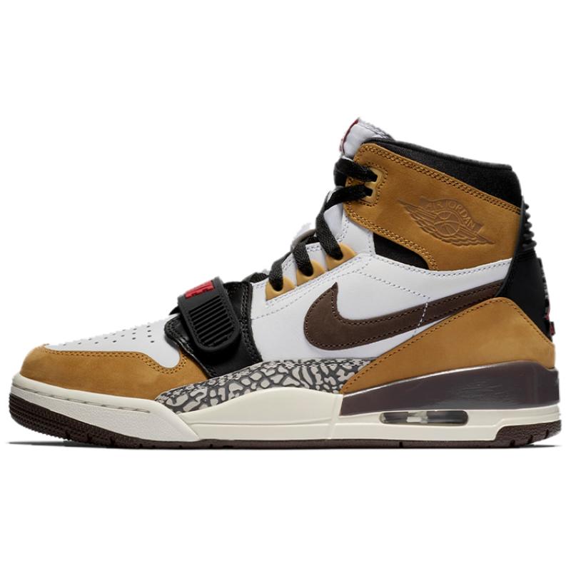 

Air Jordan Legacy 312 Новичок года Jordan AV3922-102 44.5