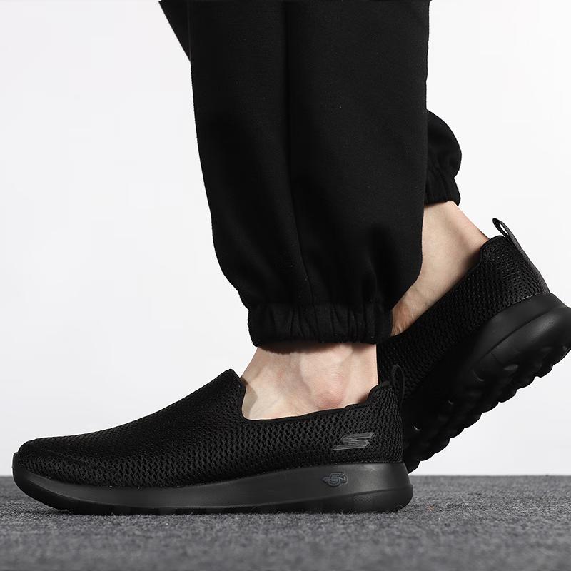 Skechers Men s Walking and Casual Shoes US 7