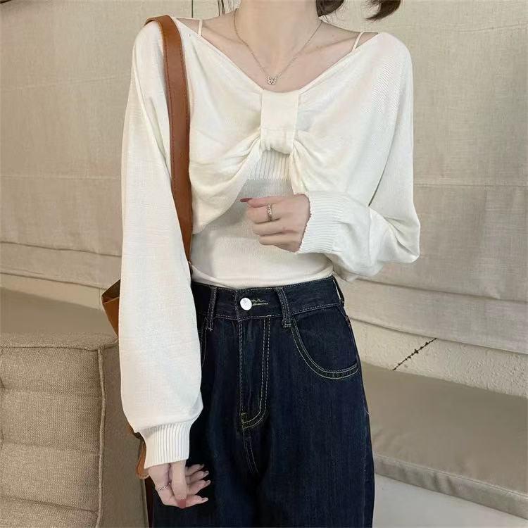 2025 Autumn Women's Two-Piece Sweater Set: Camisole Vest & Bow Long Sleeve Knit Top