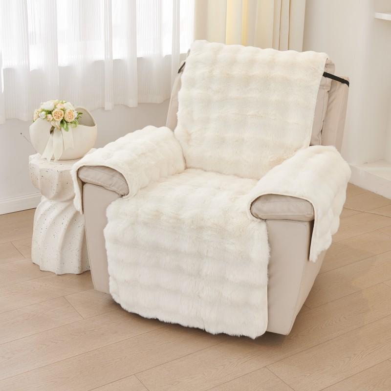 EIFLOY Plush Recliner Chair Cover 1 Piece, Winter Velvet Armchair Slipcover, Non-slip, for Living Room, Home Decor