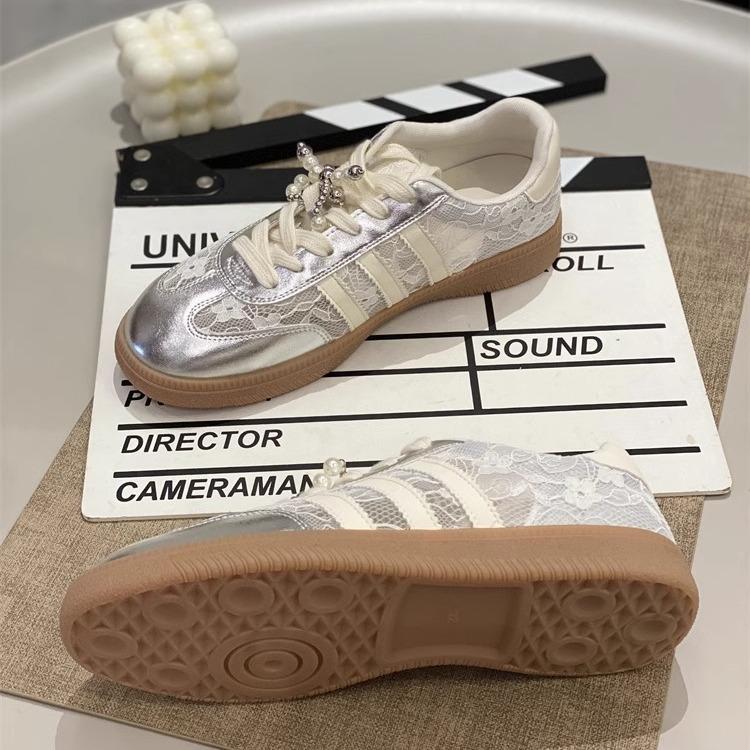 Autumn German training shoes women's mesh flat bottom soft sole pearl rhinestone versatile 2025 new board shoes comfortable, breathable and non-slip