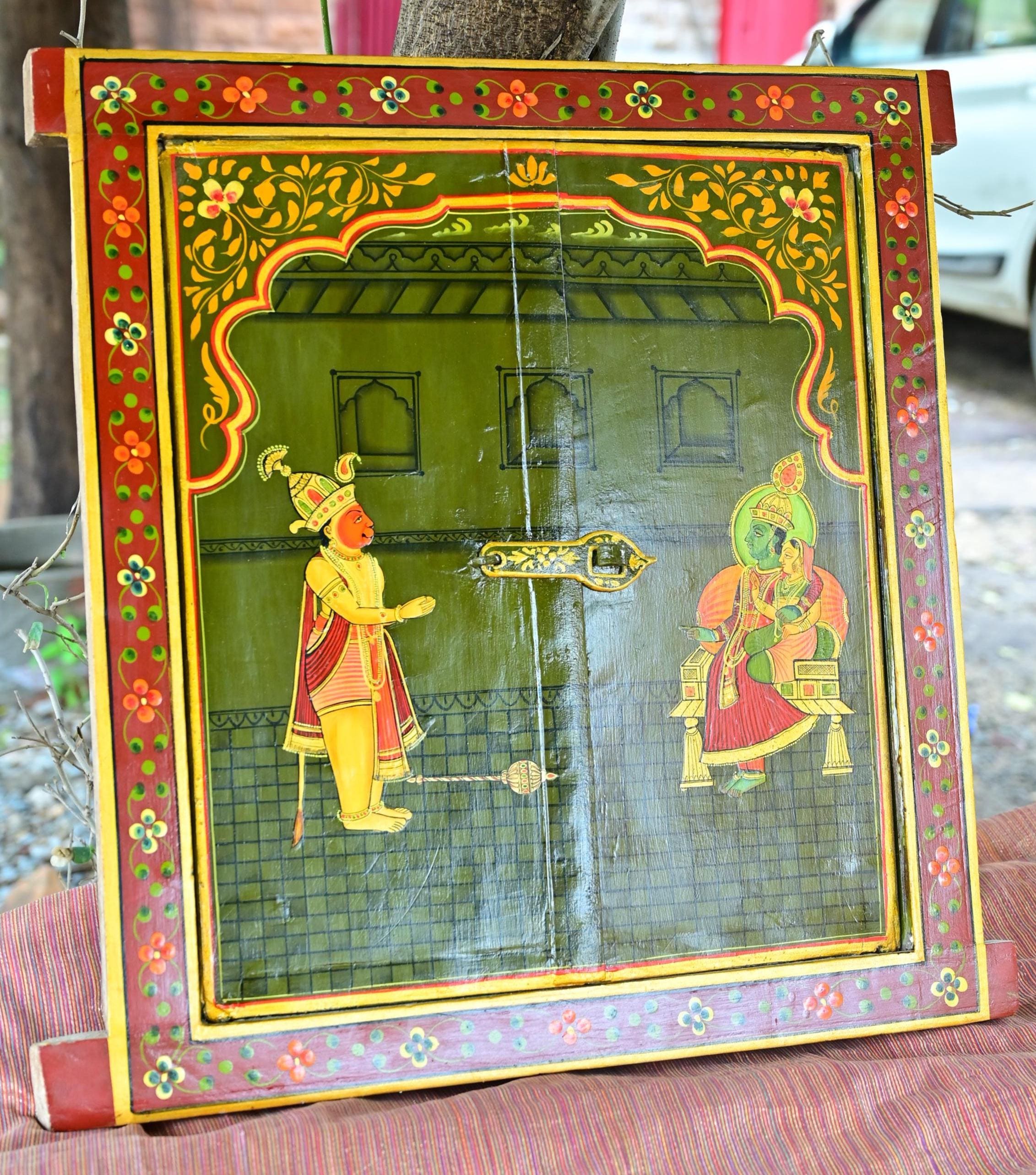 

Hand-Painted Hanuman Wooden Window - Vintage Indian Jharokha Temple Frame різнокольоровий