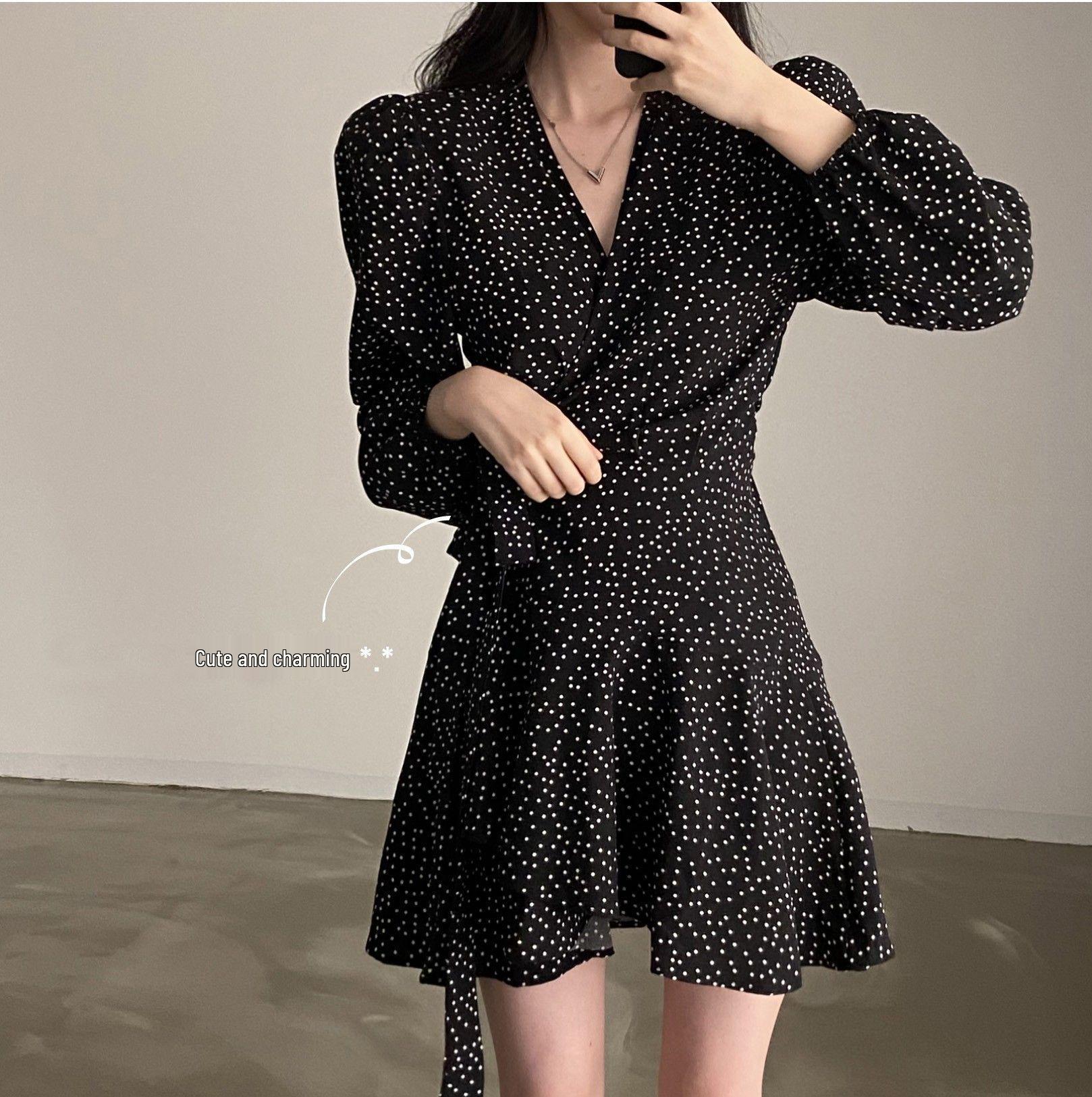 

Women s French Retro Polka Dot V-Neck Little Black Dress with Belted Waist, Short One-Piece for Early Autumn Large