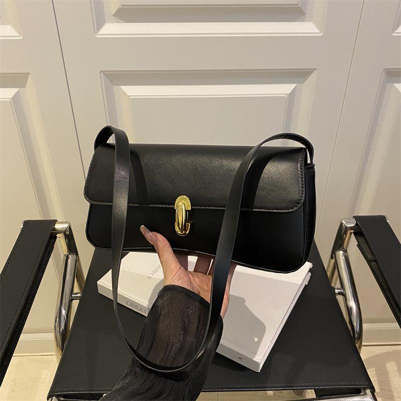 

New personalized trendy lock fashionable retro underarm single shoulder portable underarm women s small square bag чёрный