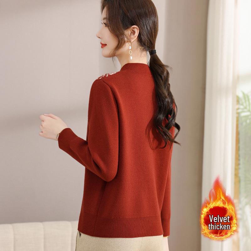 Velvet Qipao Collar Sweater for Middle-Aged & Elderly - Winter One-Piece Stylish Top with Thickened Base Layer.