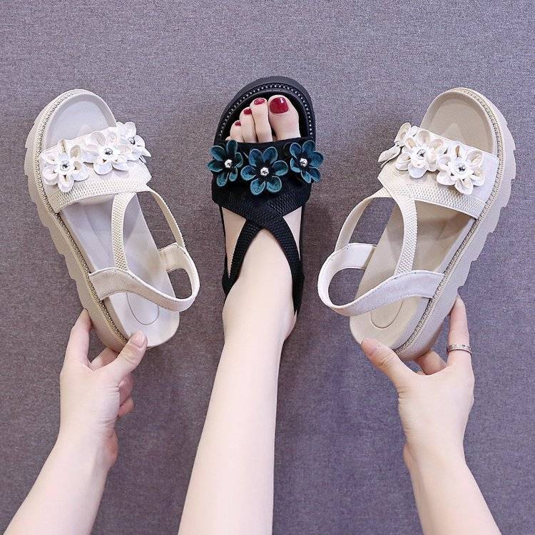 Letní sandály dámské vílí styl ke všemu síťová červená ins móda květina silná podrážka římské dámské boty