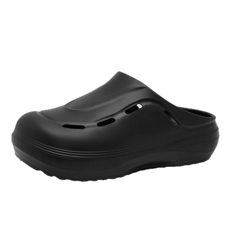Summer new 2025 sandals fashion trend versatile personality thick bottom stepping on shit feeling breathable deodorant hole shoes sandals