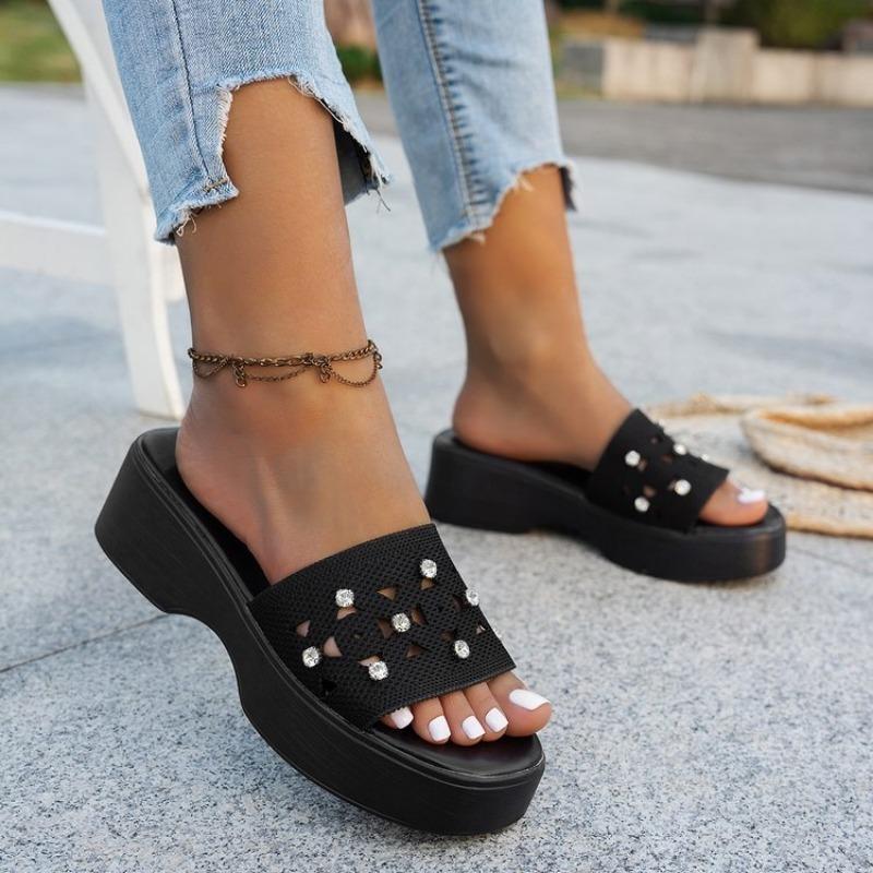 Bequeme Schuhe und Sandalen, die Ihre Schönheit voll zur Geltung bringenMittelhohe Schuhe