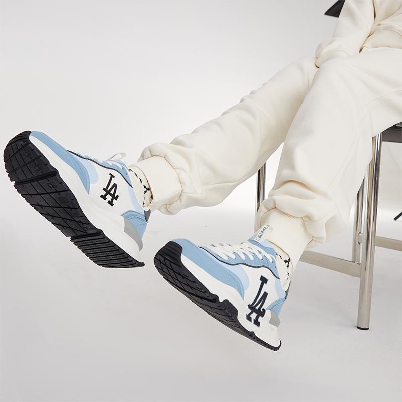 New MLB Chunky Runner Chunky Sneakers Unisex Low Top Sky Blue 3ASHCRS3N-07SBS