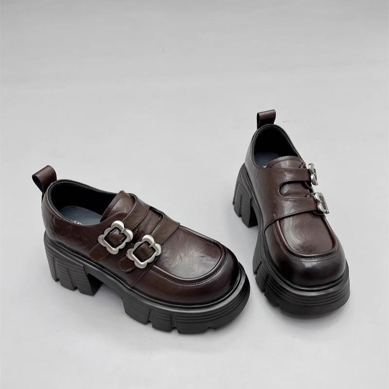 Soft Leather Version~ 2025 Autumn New Small Man Height Increase 7CM Small Leather Shoes Retro Belt Buckle Velcro Loafers Women