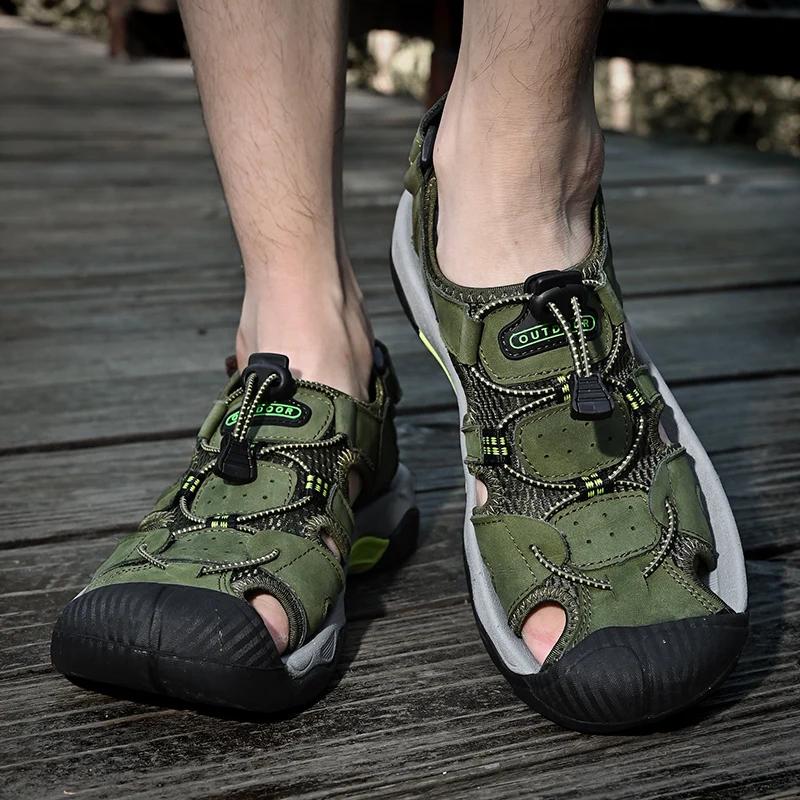 Hot Sale Sommer herresandaler utendørs sklisikre herre strandsandaler Håndlagde ekte skinn herresko Mote menn joggesko