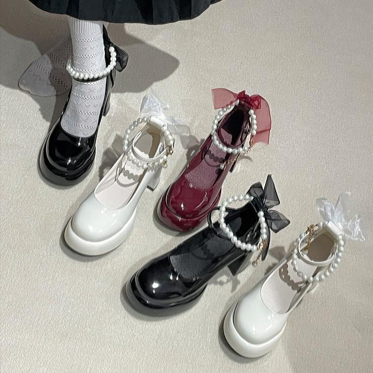 Black French retro small thick heel high heels women's summer 2025 new with skirt versatile Mary Jane single shoes