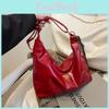 Urban Simple Chic Tote Bag For Women With Large Capacity And Relaxed Style