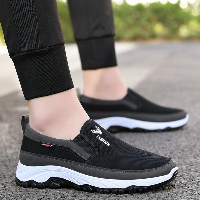 Fashion 2024 Spring/Summer New Casual Middle and Elderly Dad's Shoes Soft Sole Strong Walking Anti Dirt Shoes, Cover Up Men's Shoes