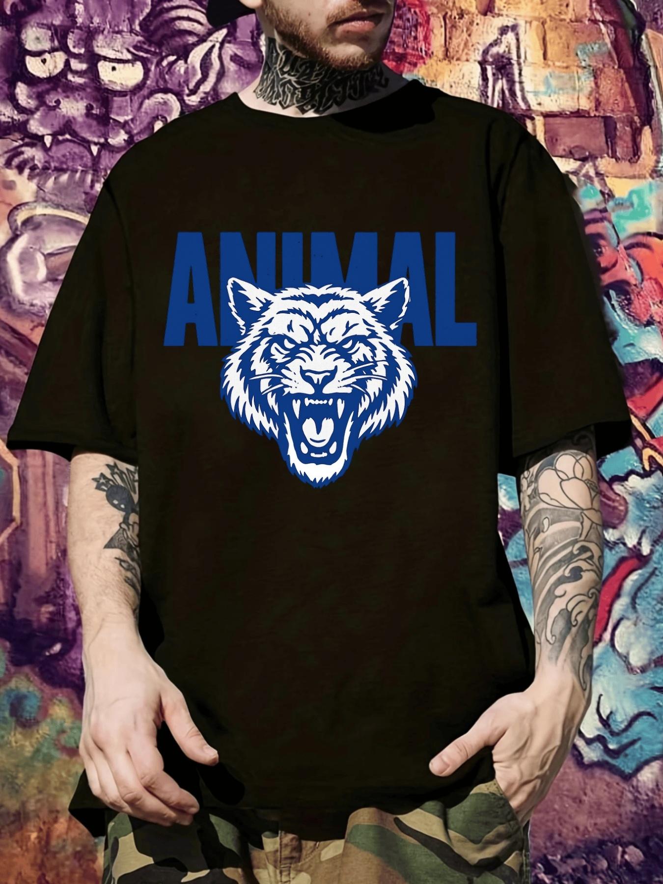 Wolf Head Graphic T-shirt - Bold Animal Print Tee with Black & Blue Design XXL