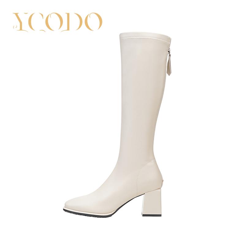 

Женские кожаные сапоги высокие и квадратные. 34 белый