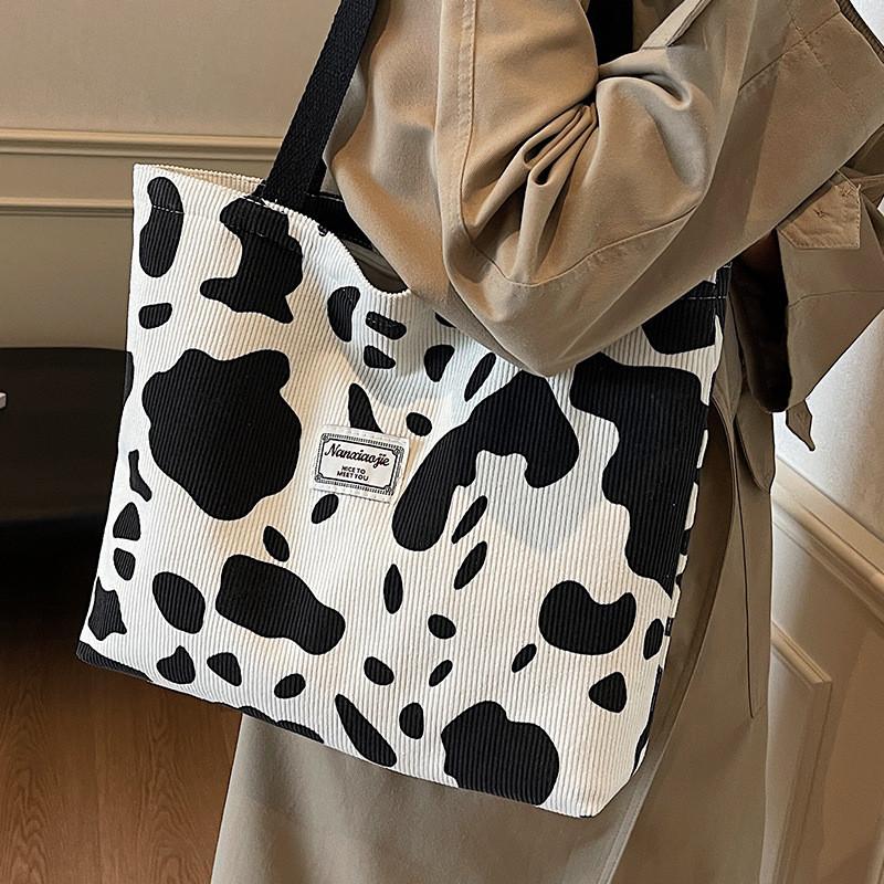 Korean Minimalist Literary Aesthetic Tote Bag Large Capacity Single Shoulder Handbag Fashion Student School Office Commuter Bag for Women