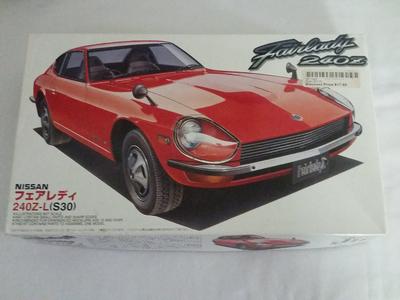 Fujimi Nissan Fairlady z silnikiem 1/24 240Z-L(S30)