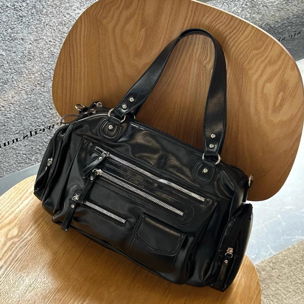 Street Trend Women's Shoulder Bags, Fashi Rivet Large capacity Motorcycle Handbags, New Commuter Crossbody Tote Bag Daily Wear