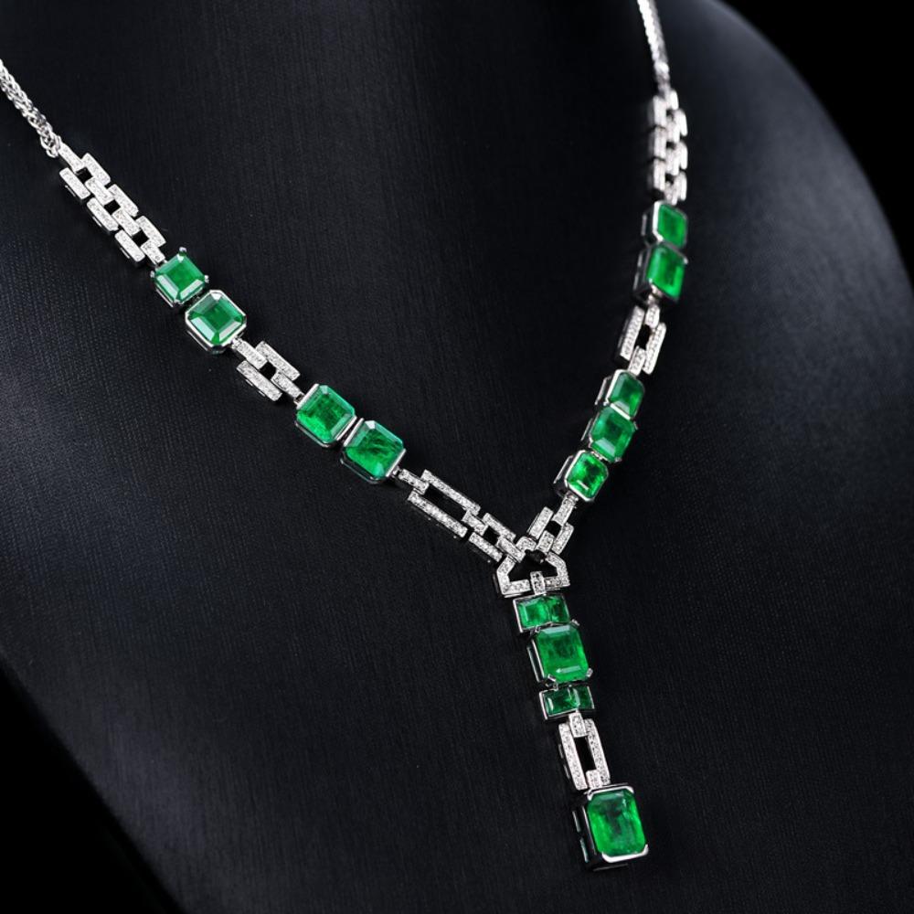 Luxury Simulated Emerald Necklace Set with Micro Paved Diamonds Elegant Women Fashion Jewelry
