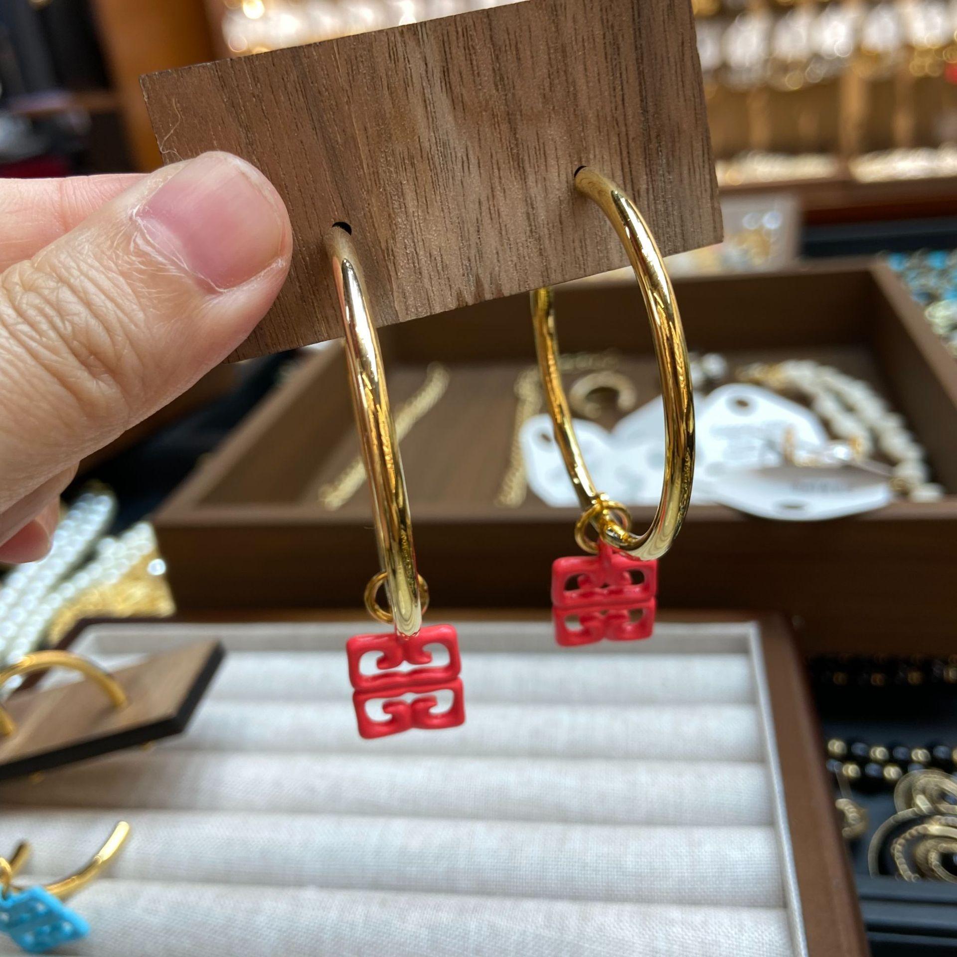Ji Jia Chunqiu Color C-Shaped Large Earrings Earrings Show Thin Personality Exaggerated High-End Earrings