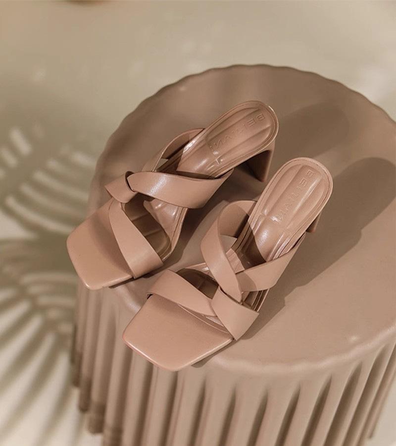 French Evening Breeze with Muller Cool Slippers for Women's Summer Wear 2025 New Square Head Open-toed High-heeled Slippers for Women