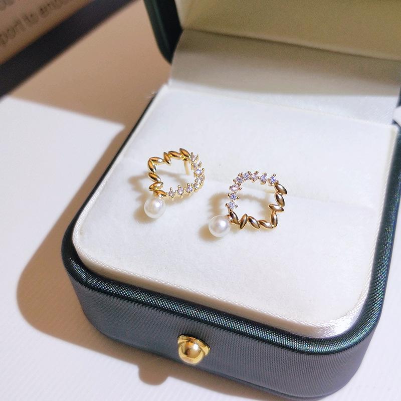 High End Small Pearl Earrings for Women Sterling Silver Simple and Versatile Temperament Earrings for New Style and Fresh Earrings