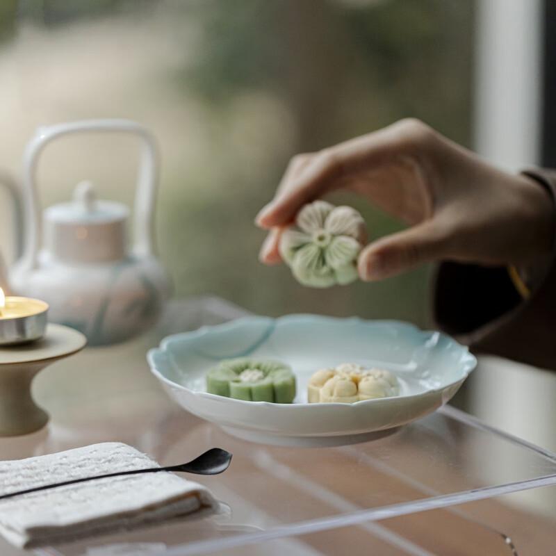 Keramisk tekannabricka och snackstallrik