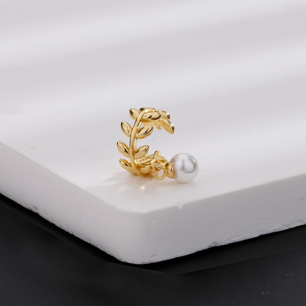 Small Simple Leaf Pearl Ear Clip Wheat Ear Auricle Without Ear Hole Olive Leaf Ear Bone Clip