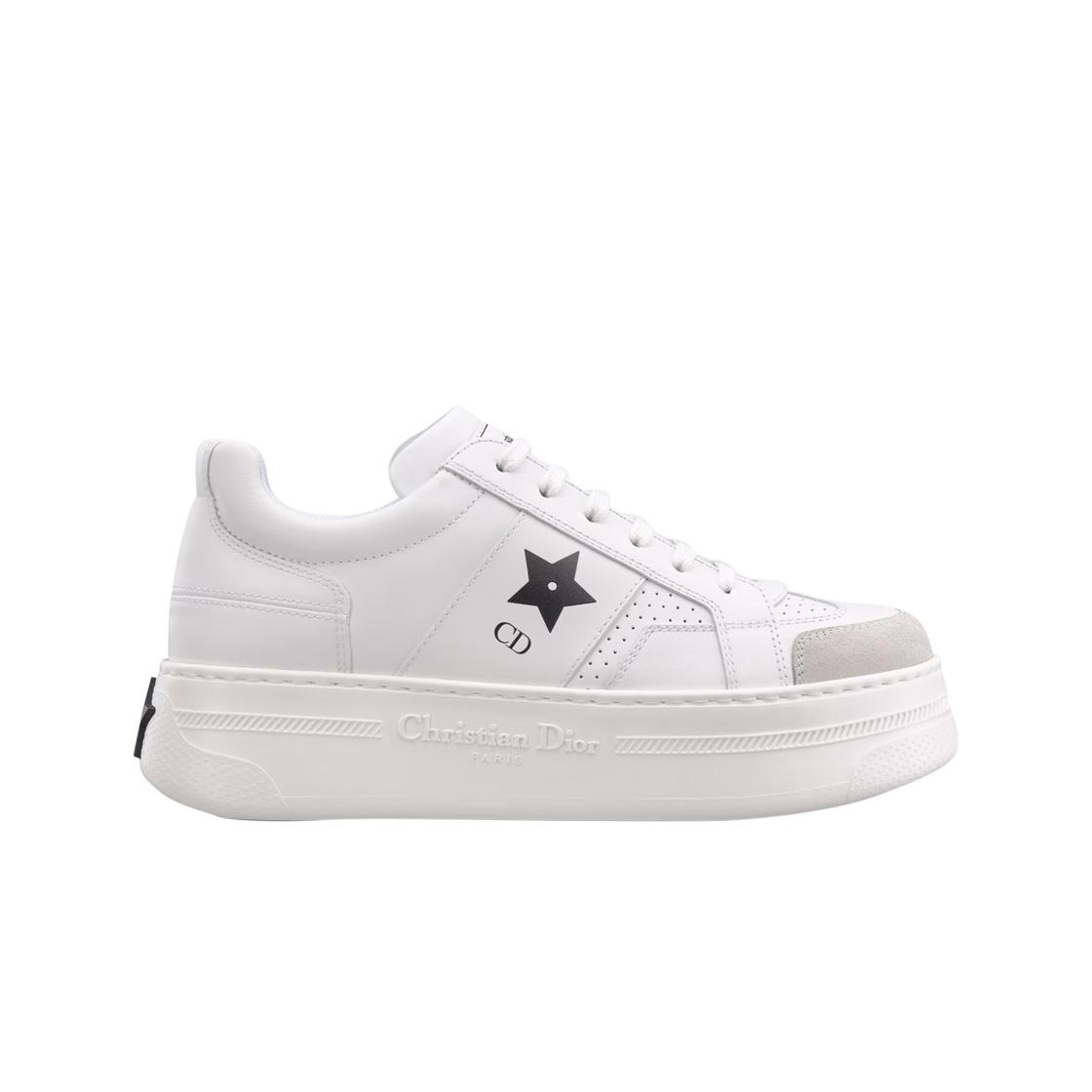 

(в) Кроссовки на платформе Dior Star из телячьей замши белого цвета EU 40W