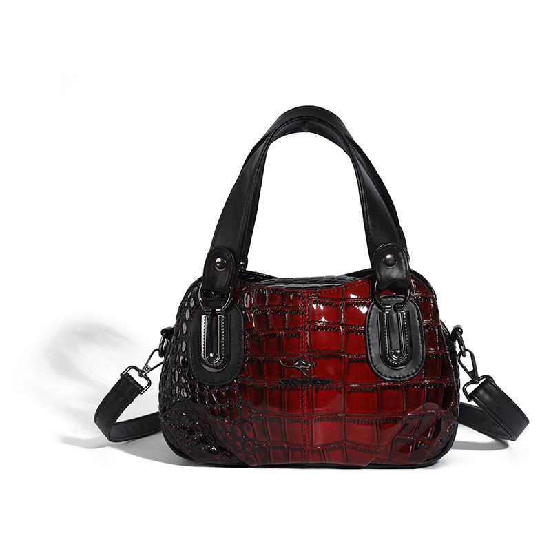 

Новая сумка-тоут с текстурой легкой роскоши, женская, с крокодиловым узором, модная, универсальная, сумка-мессенджер, сумка для мамы, простая通勤ная сумка на плечо one size fits all чёрный